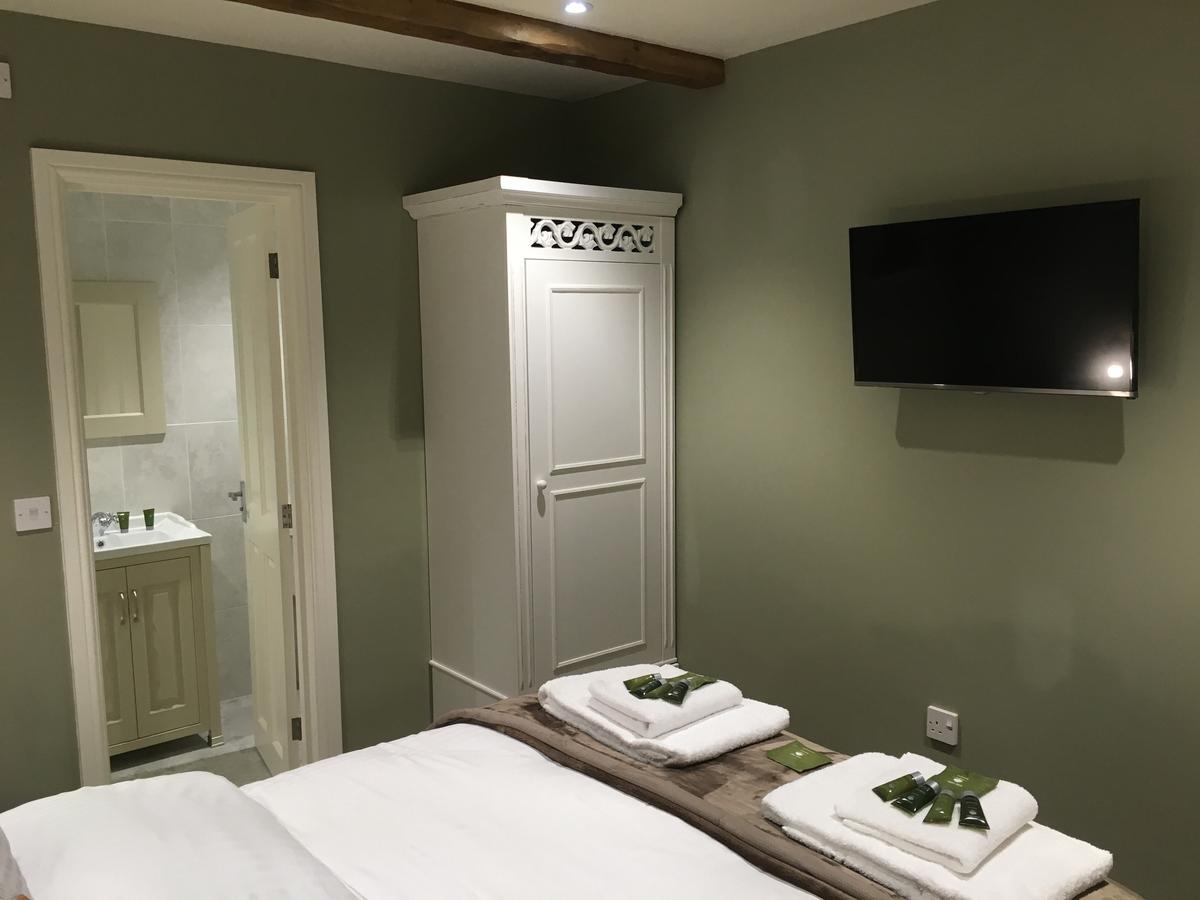 Greyhound Inn Wilton Wilton  Extérieur photo