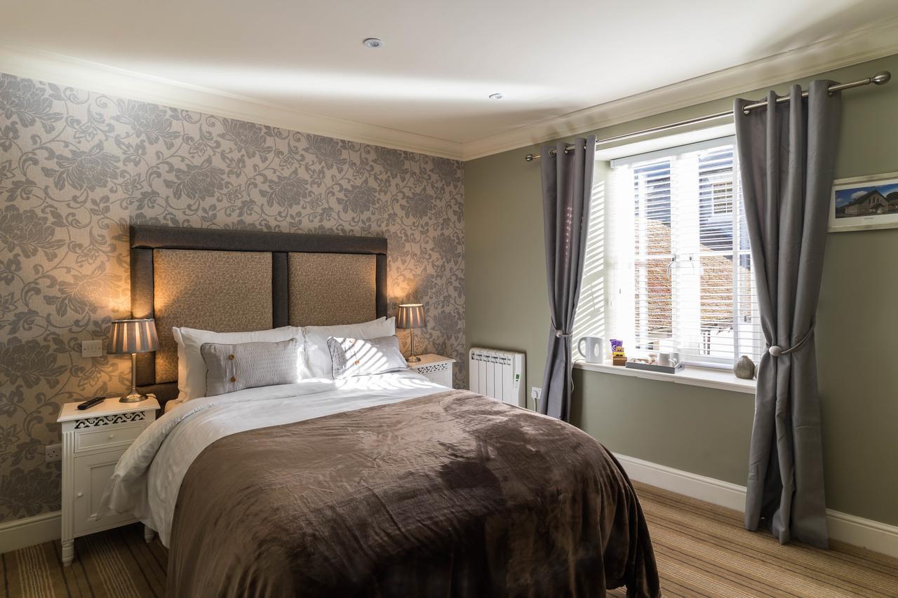 Greyhound Inn Wilton Wilton  Extérieur photo