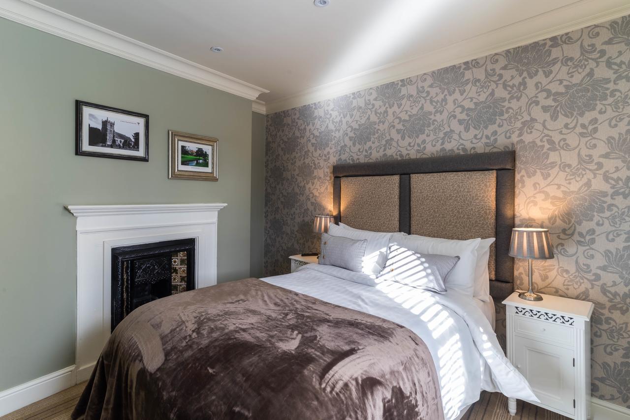 Greyhound Inn Wilton Wilton  Extérieur photo