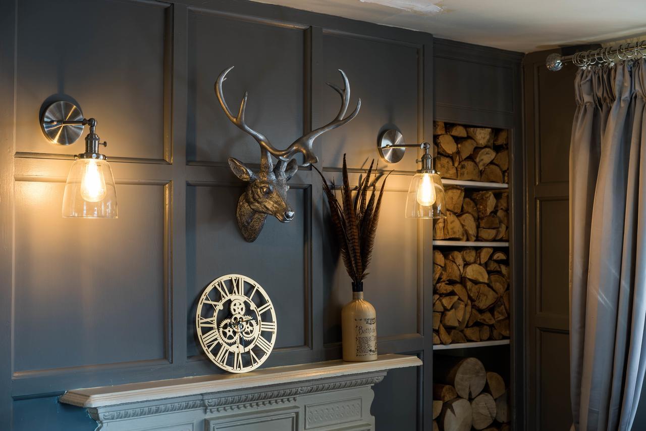 Greyhound Inn Wilton Wilton  Extérieur photo