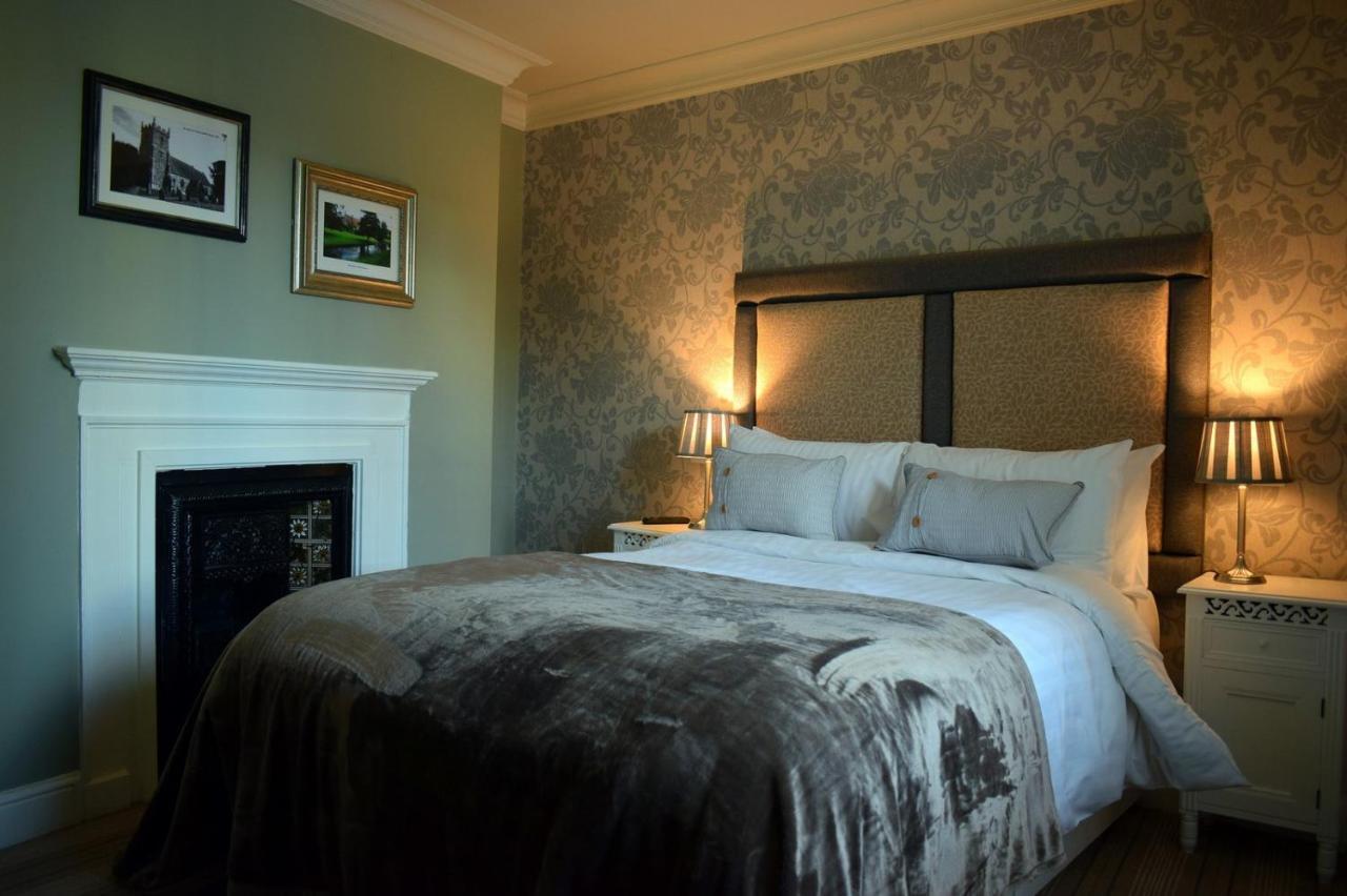 Greyhound Inn Wilton Wilton  Extérieur photo